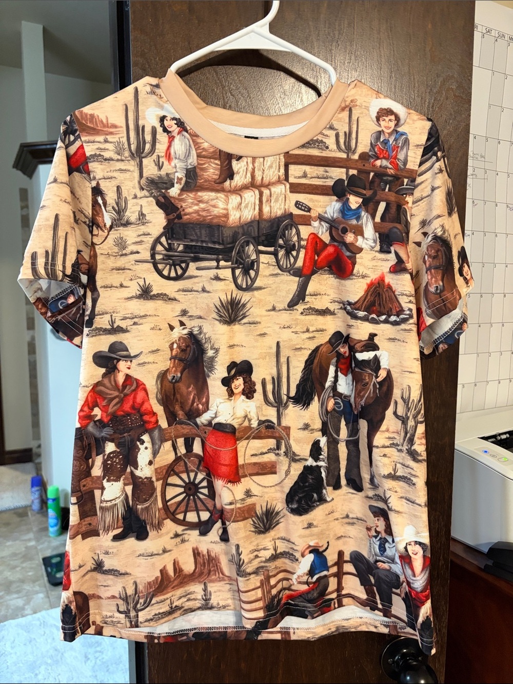 4 printed short sleeve tees size medium one price for all